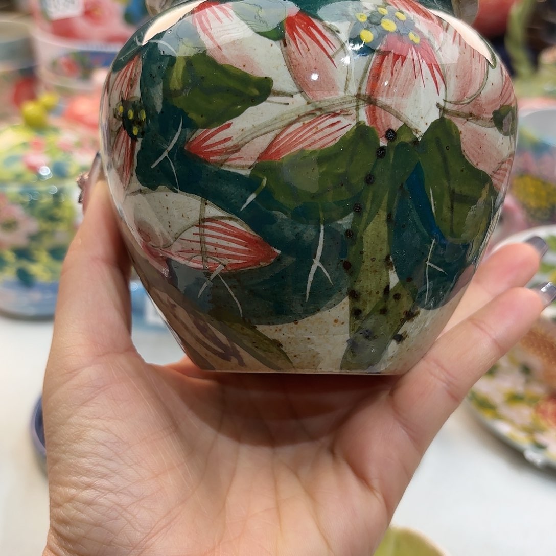 瓷片兔兔你的笑容很灿烂了哦