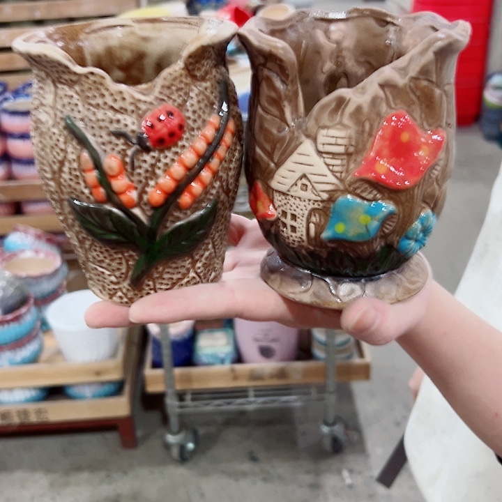 有孔.凑满10元发货多肉陶瓷花盆！