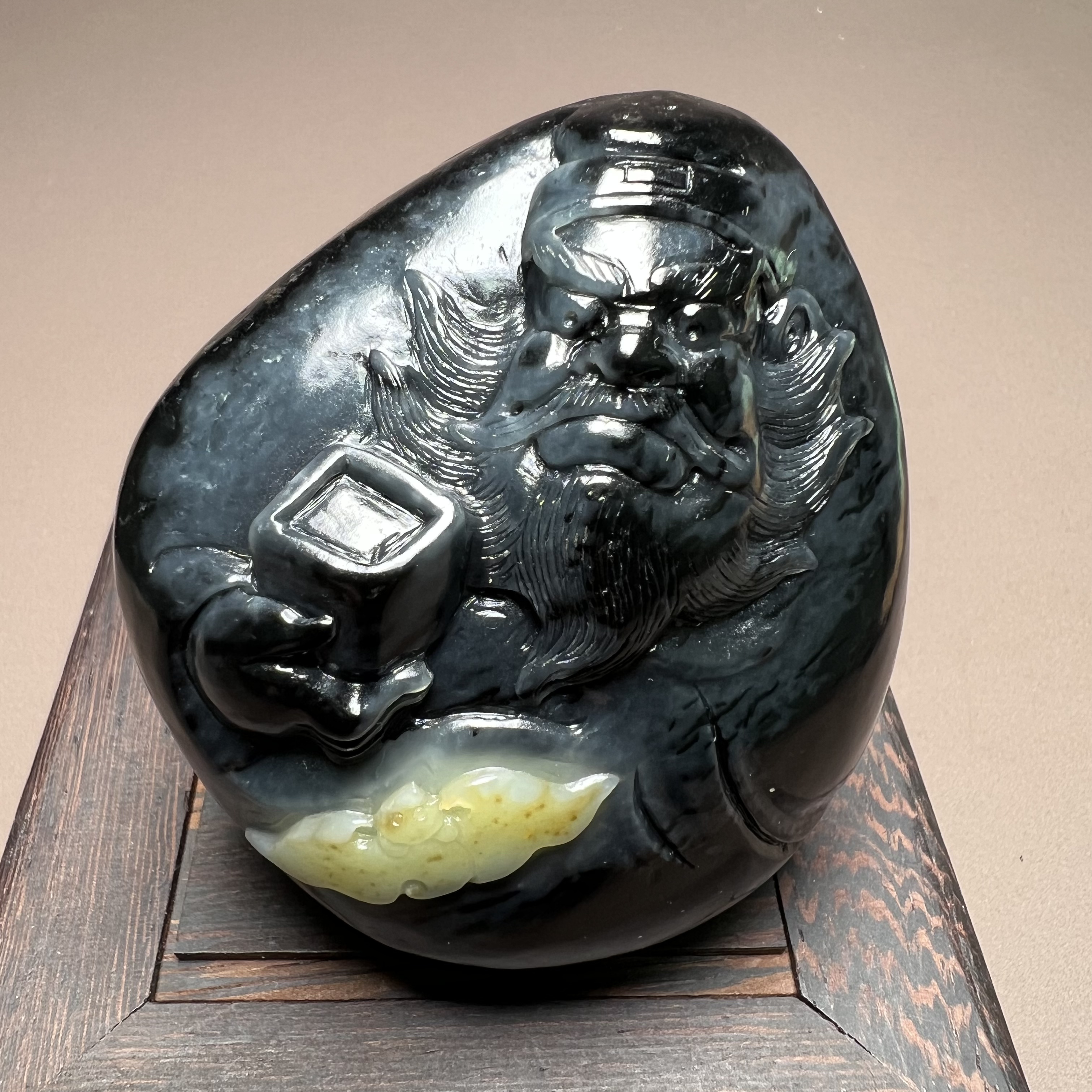 D877海川拍卖和田玉手把件