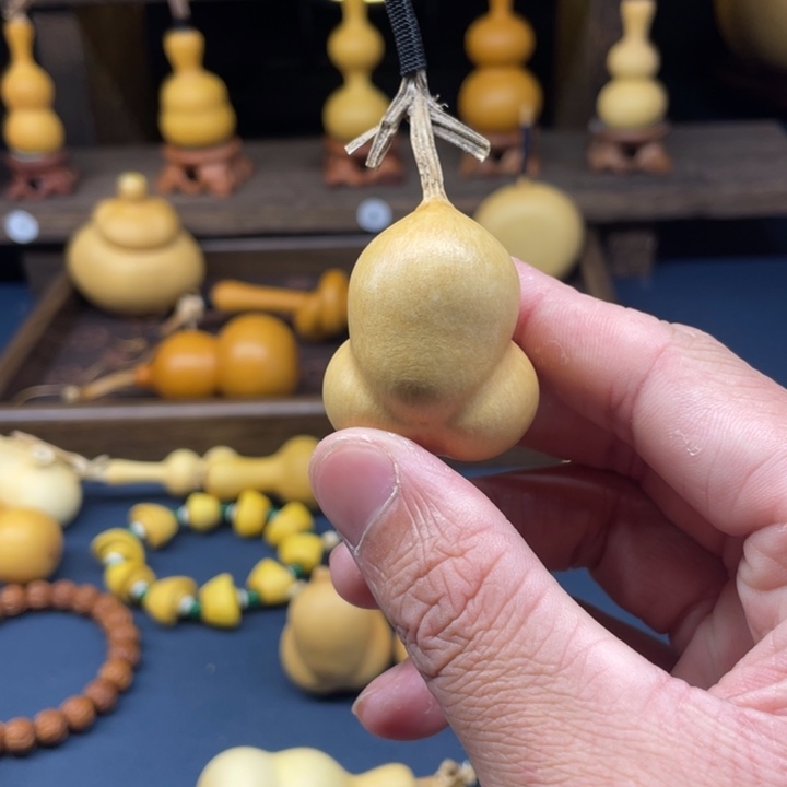 书***意大叶紫檀（黑酸枝木类）