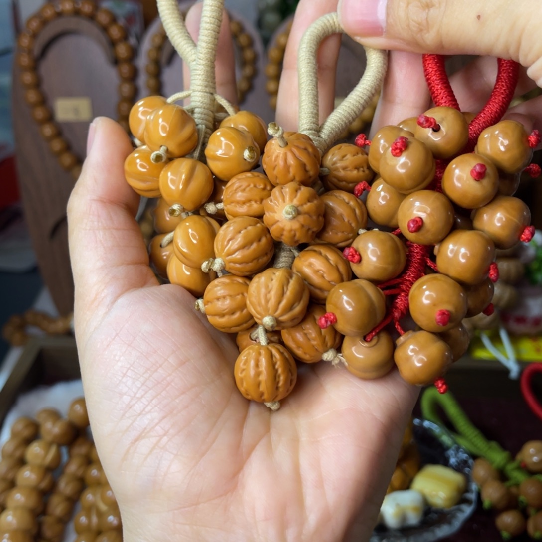 猴头核桃手串三条葡萄