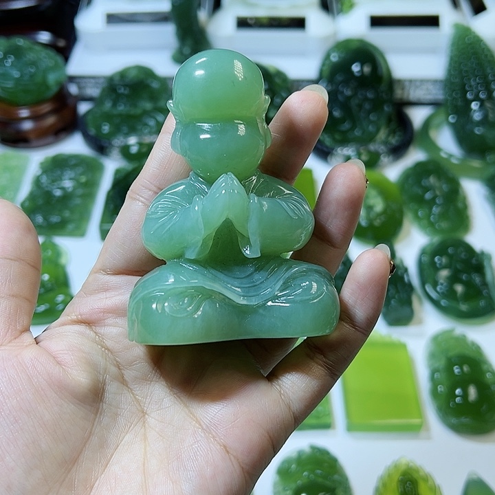 蛇纹石玉手把件未镶嵌