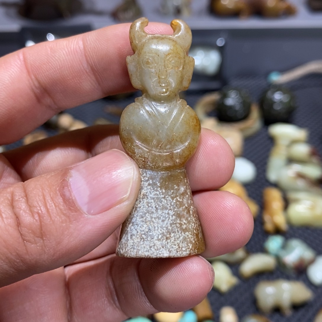 和田玉颈饰未镶嵌