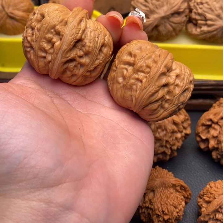 冬***冬文玩核桃把件055平谷元宝44全品