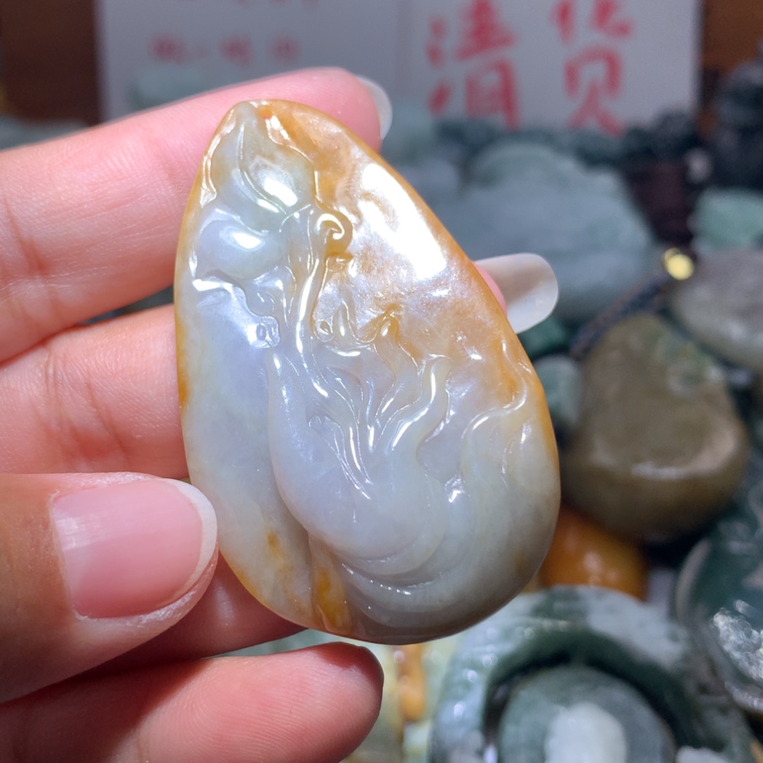 翡翠未镶嵌颈饰保真天然A货翡翠
