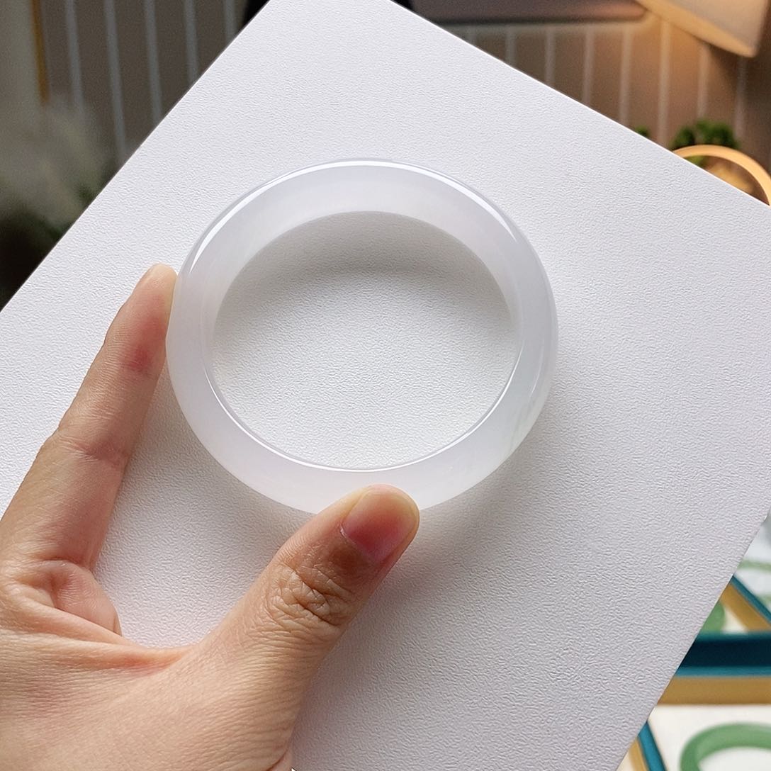 石英质玉手镯未镶嵌59.7