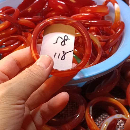 玛瑙/玉髓未镶嵌手镯