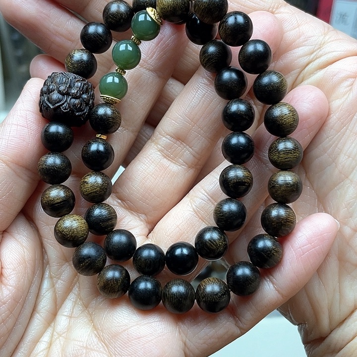 沉香手串毒*啊越南芽庄紫奇楠留疤料