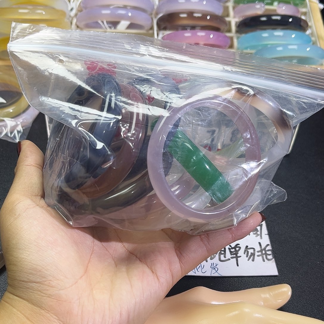 你***人玛瑙/玉髓未镶嵌手镯