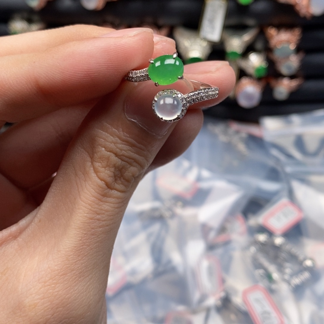 翡翠戒圈银S925镶嵌爱****）天然缅甸翡翠A货