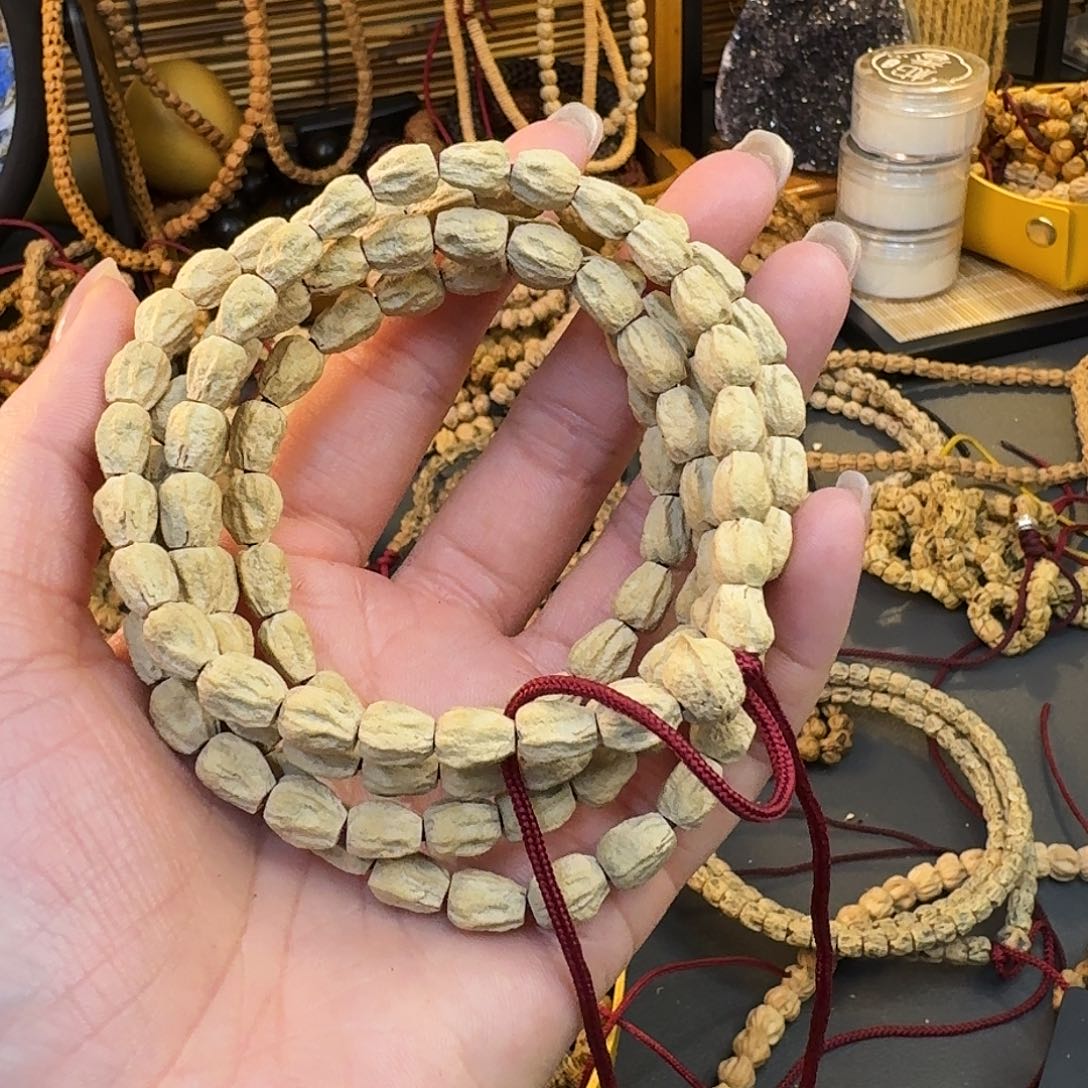 柏香籽/百香籽把件涅*