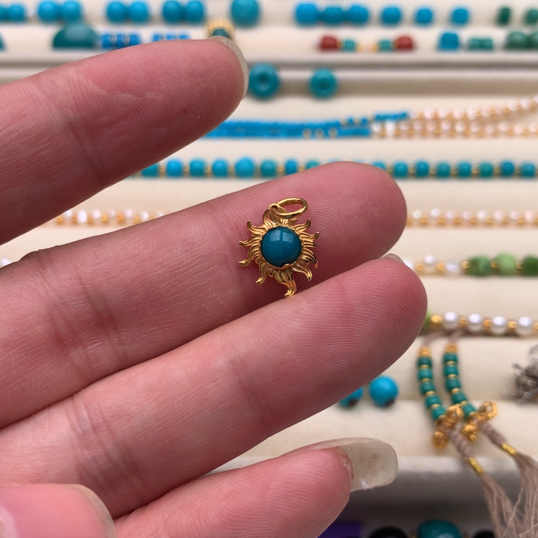 绿松石未镶嵌珠宝奇石