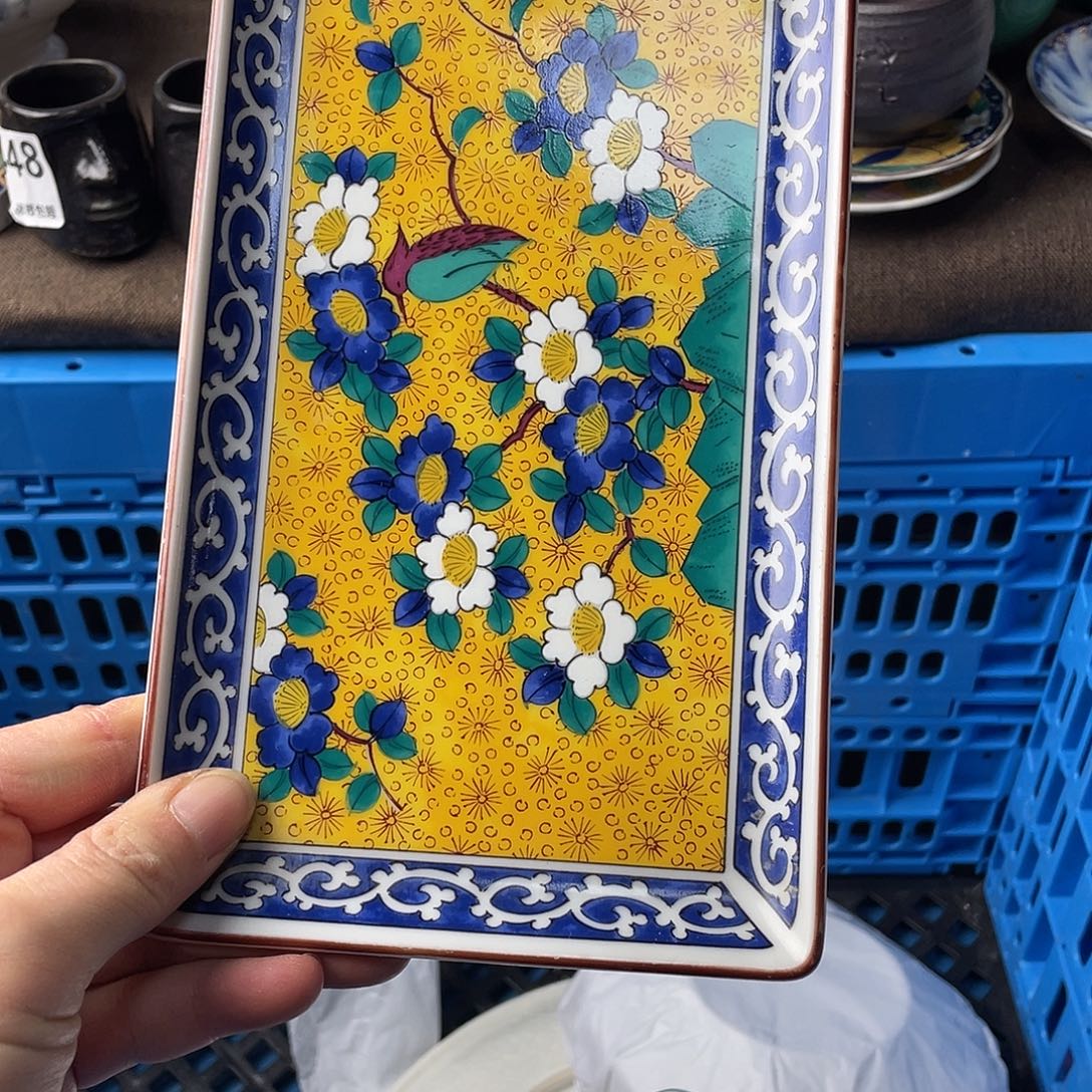 茉****瓷片我是第一百个为玉