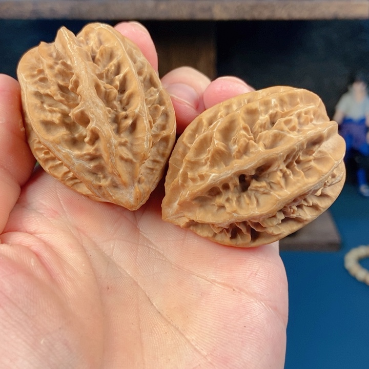 文玩核桃吊坠63¥¥珊瑚纹