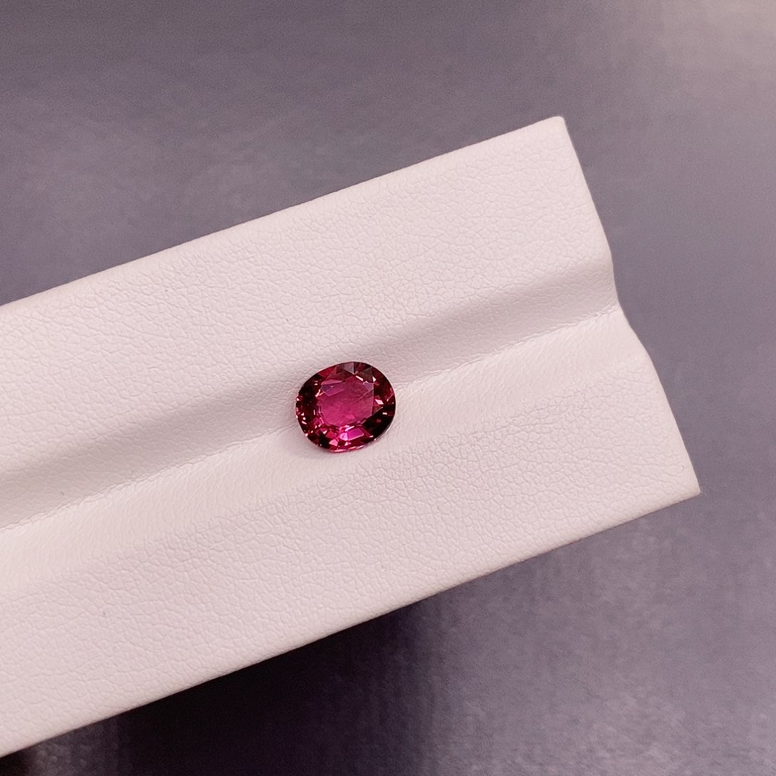 未镶嵌裸石碧玺1.21克拉