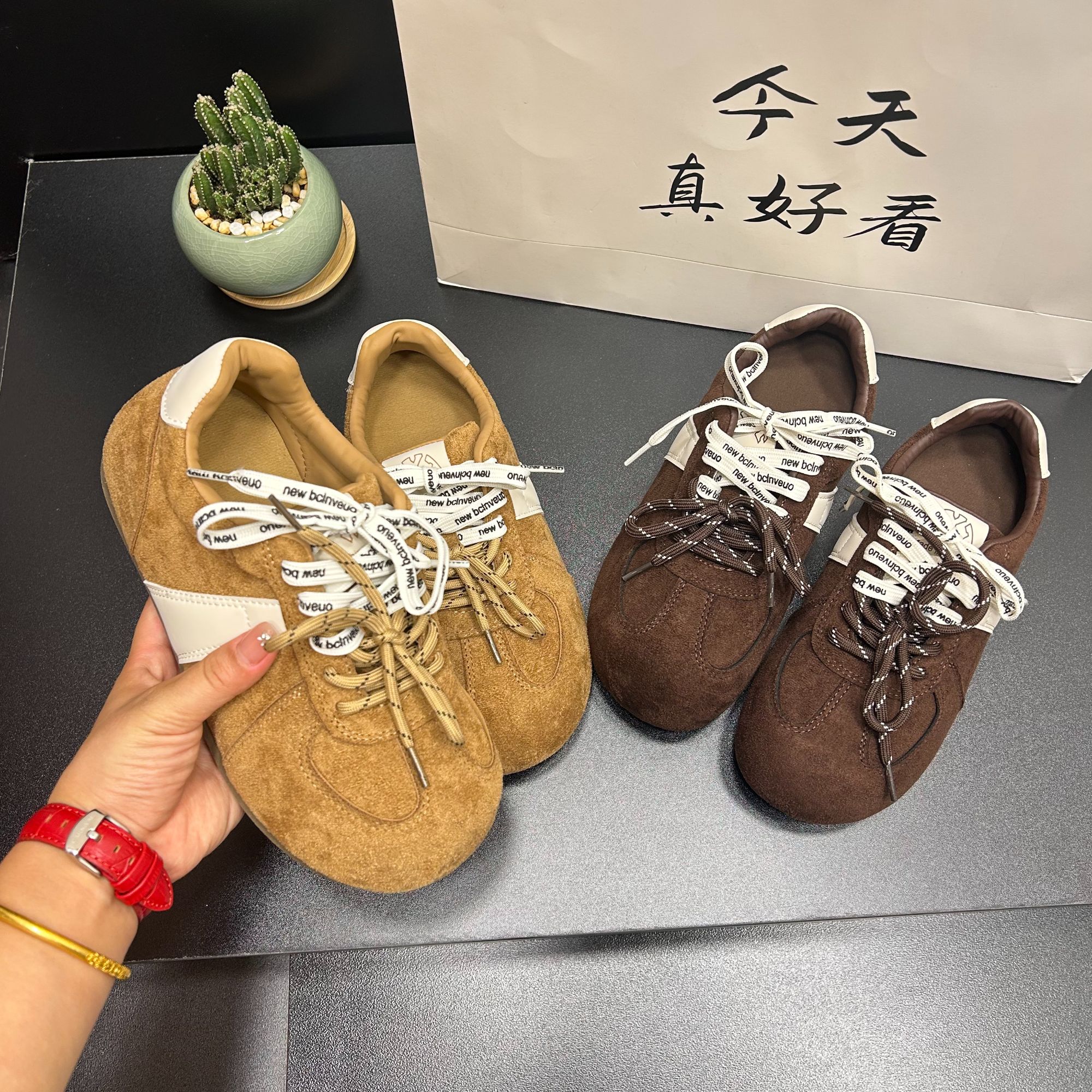 丑萌大头内增高德训鞋女2025新款早秋小众设计拼色休闲阿甘运动鞋