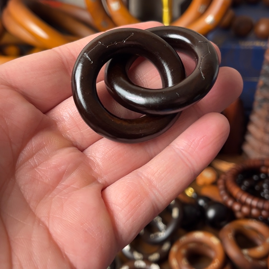 枣木老料乾坤圈玉化六七星2.5