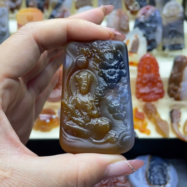 玛瑙/玉髓吊坠(赠链)未镶嵌吊坠