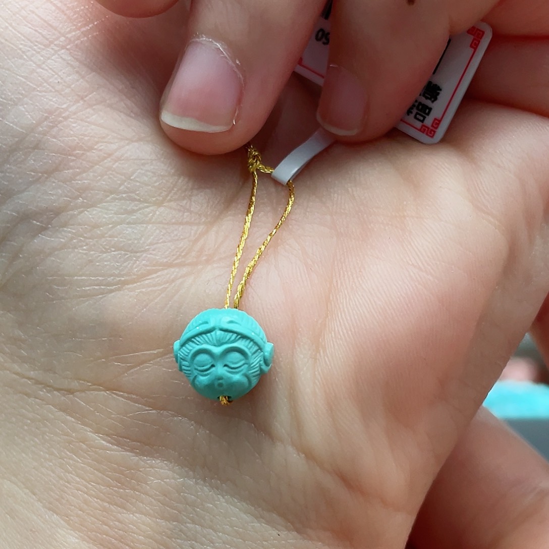 绿松石颈饰未镶嵌