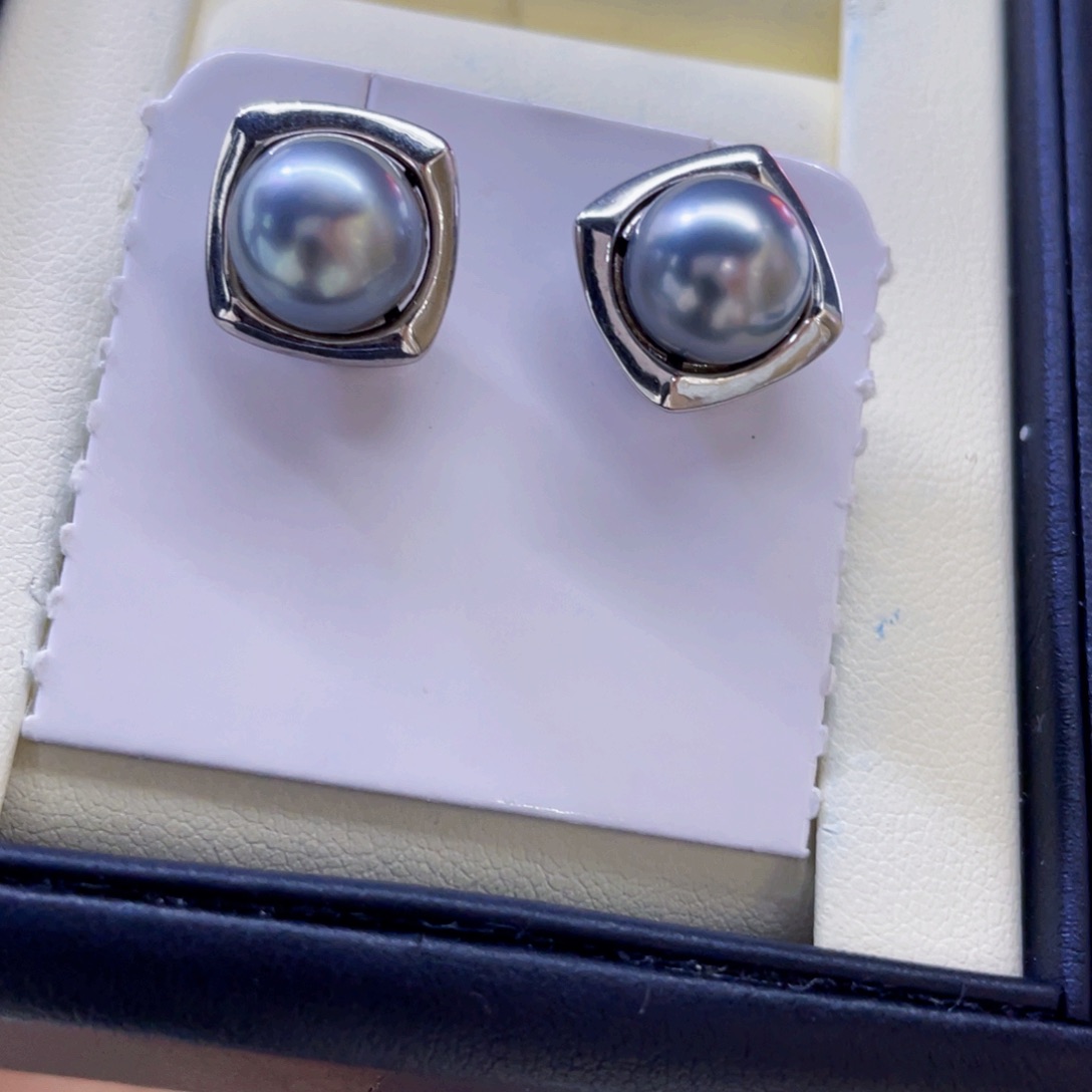 银S925镶嵌海水珍珠耳饰铂金灰耳钉9-10m m