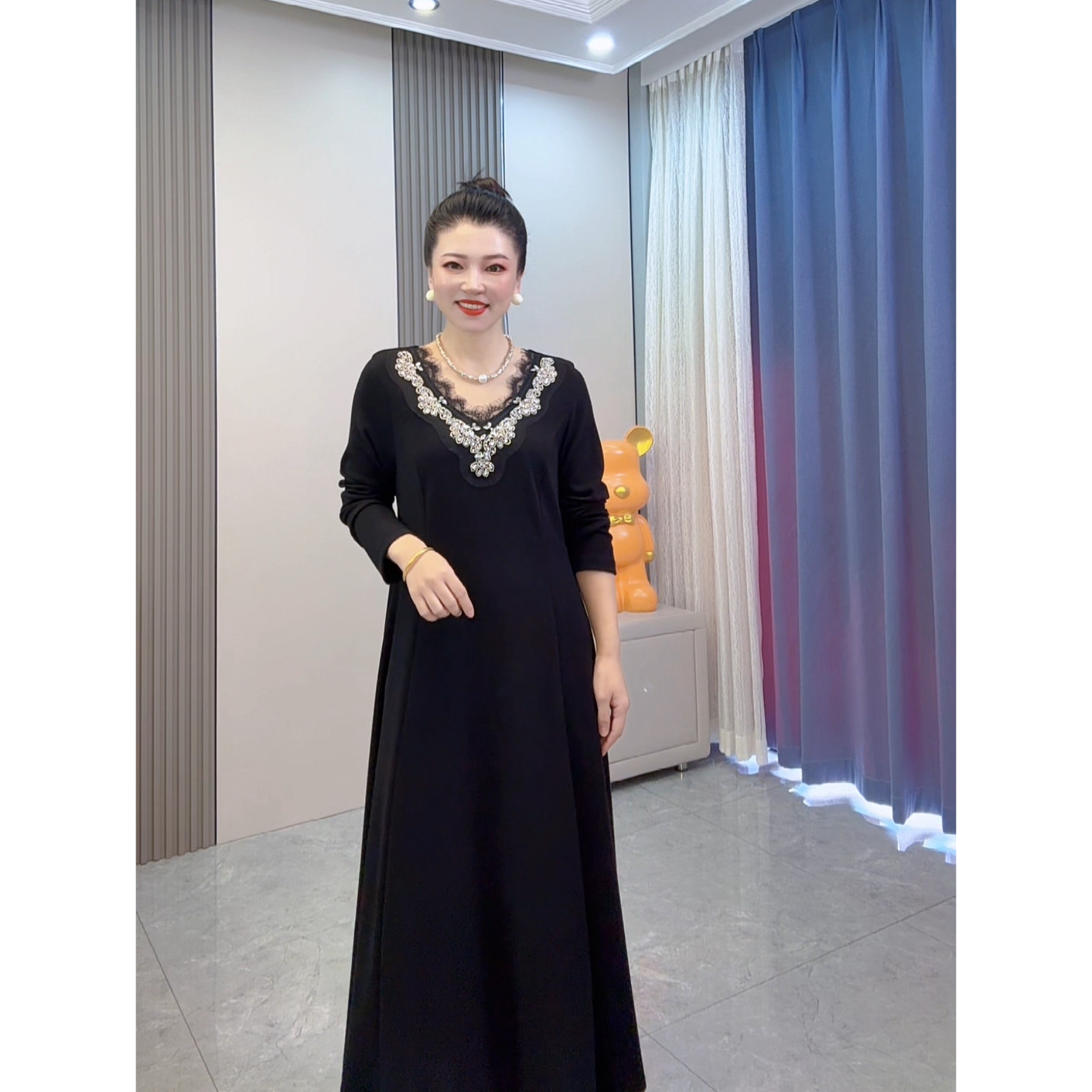 冬季新款大码女装连衣裙时尚气质长款A字裙百搭洋气打底连衣裙