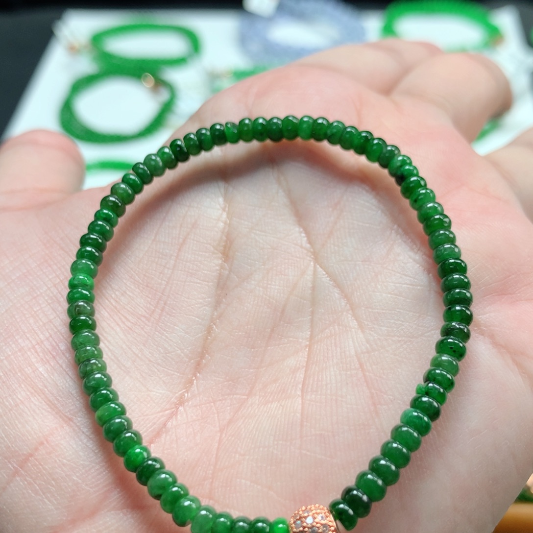 翡翠未镶嵌手链翡翠