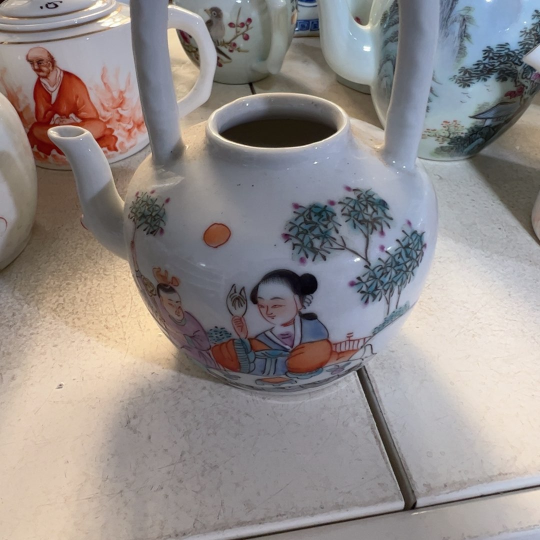 景德镇工艺品摆件陶瓷可****狼