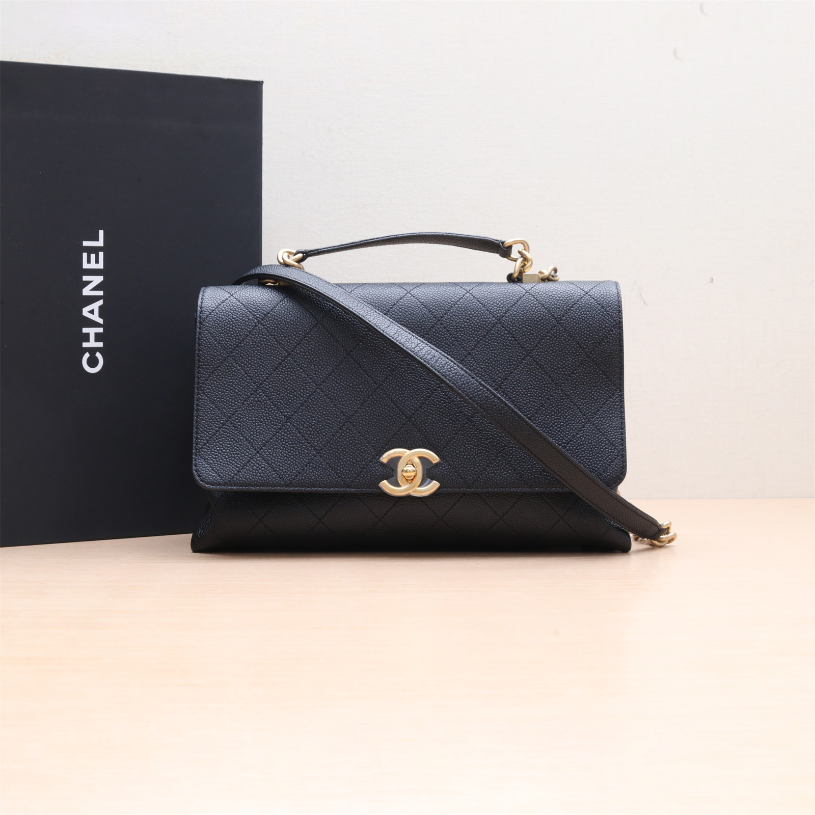 95新 Chanel/香奈儿 【双双】19SS 手柄邮差包 28cm 黑色 27开
