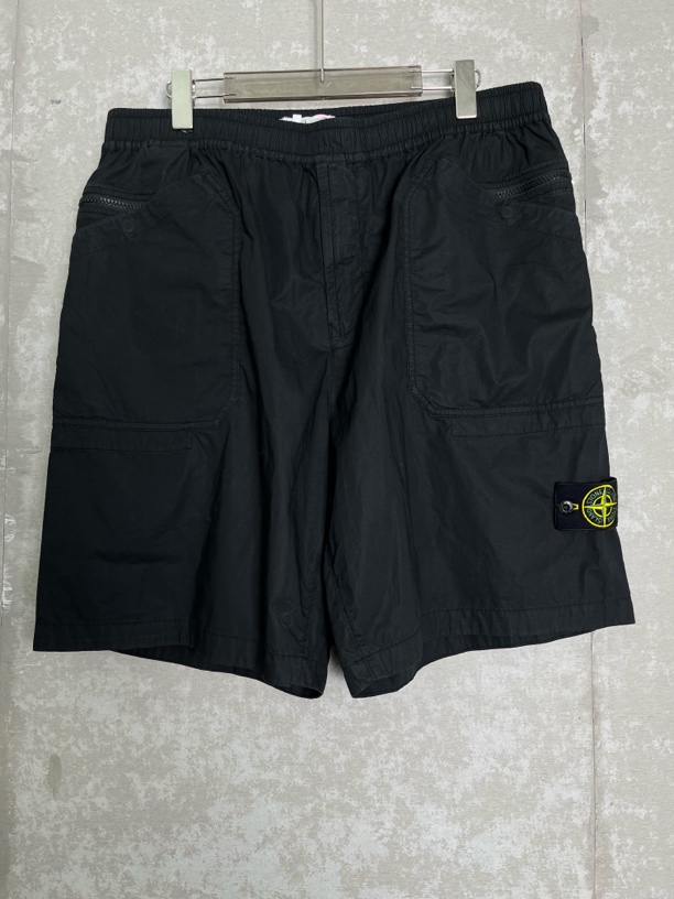 未使用 STONE ISLAND 38*1/石头岛黑色工装短裤/11354