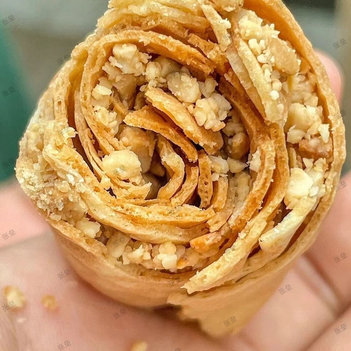 济南网红花生碎蛋卷整箱传统老式手工蛋卷热销品早餐零食