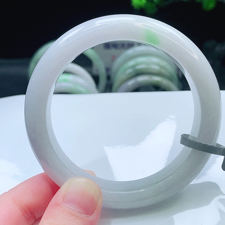 翡翠未镶嵌手镯13