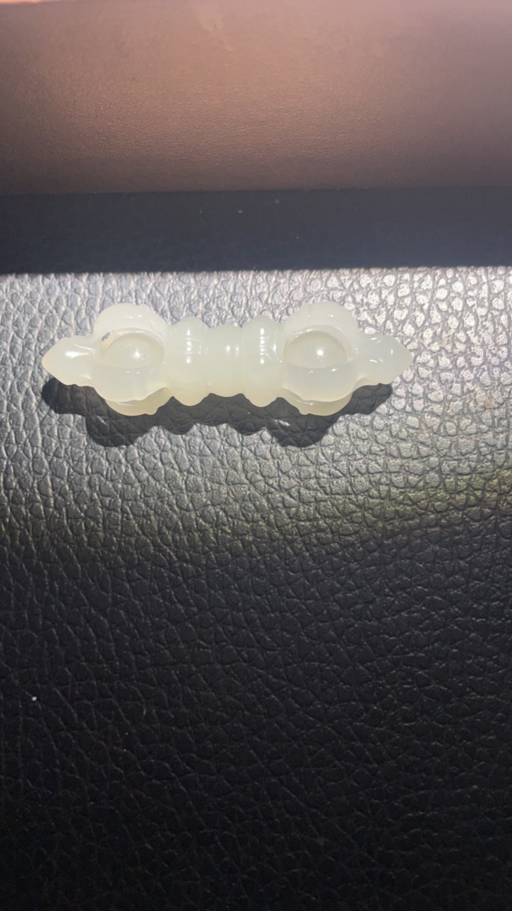 10克和田玉金刚杵吊坠