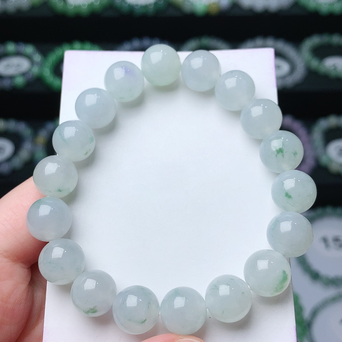 翡翠手链未镶嵌翡翠