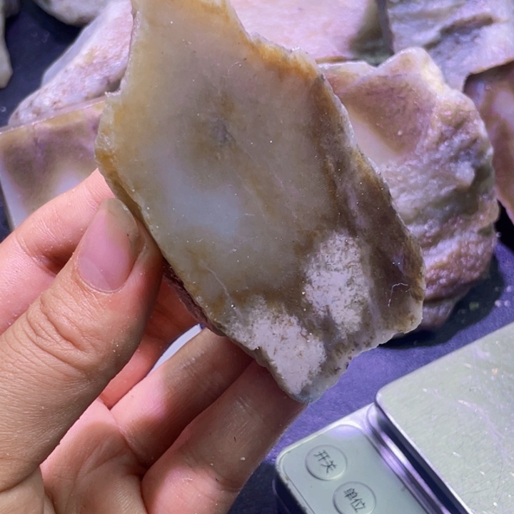 未镶嵌和田玉珠宝半成品
