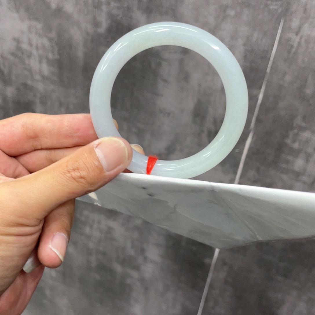 未镶嵌手镯翡翠自****枪手镯