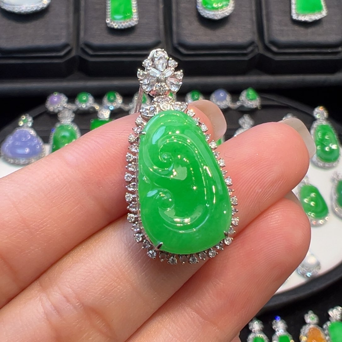 翡翠18K金镶嵌吊坠(不含链)嗷****～到货48小时鉴赏期