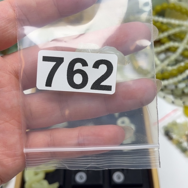 蛇纹石玉未镶嵌珠宝半成品