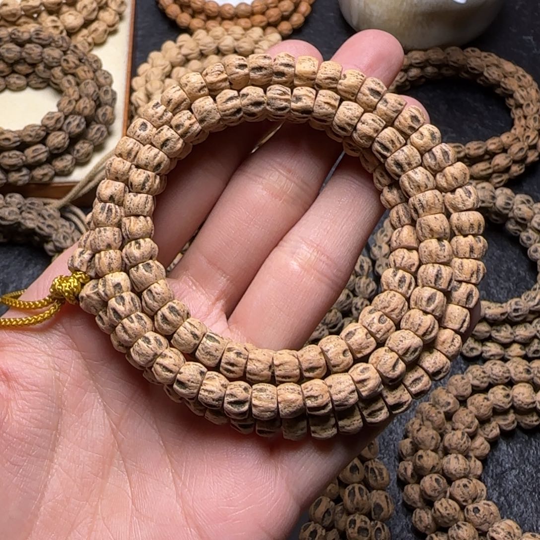 柏香籽/百香籽吊坠