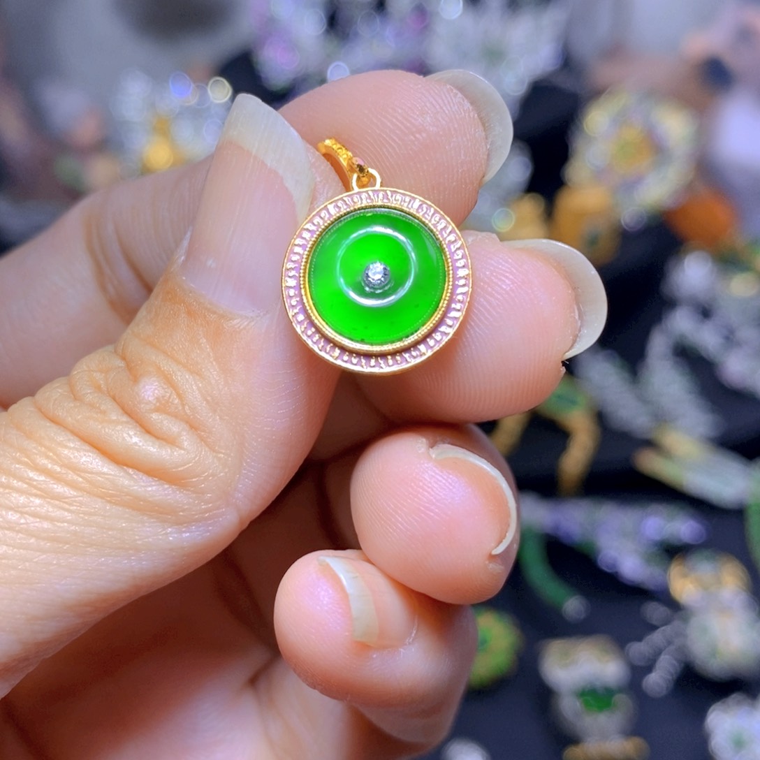 翡翠银S925镶嵌耳饰天然翡翠