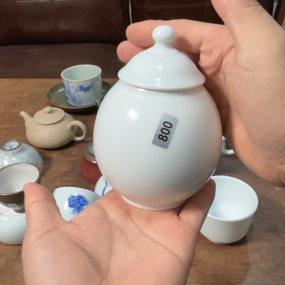 天真釉色微瑕茶叶罐喜欢的可以拍