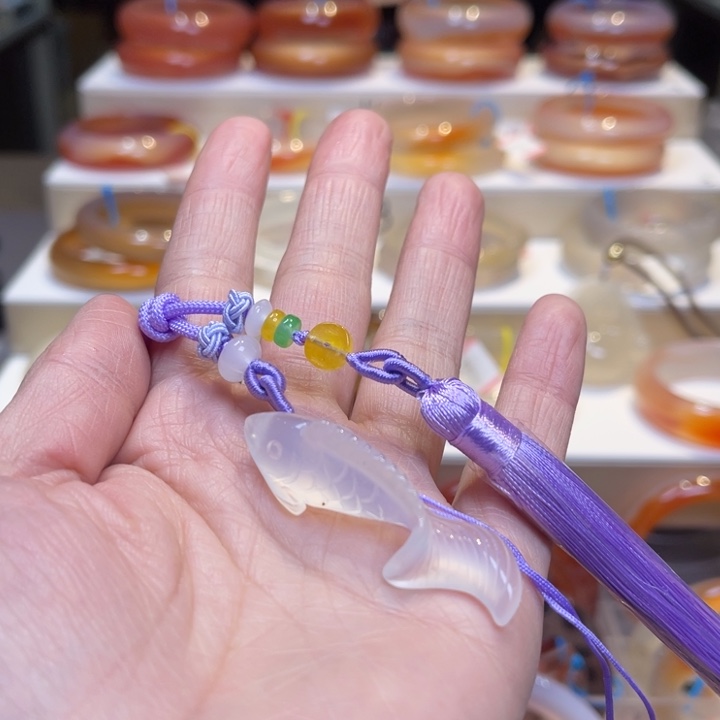 玛瑙/玉髓颈饰未镶嵌