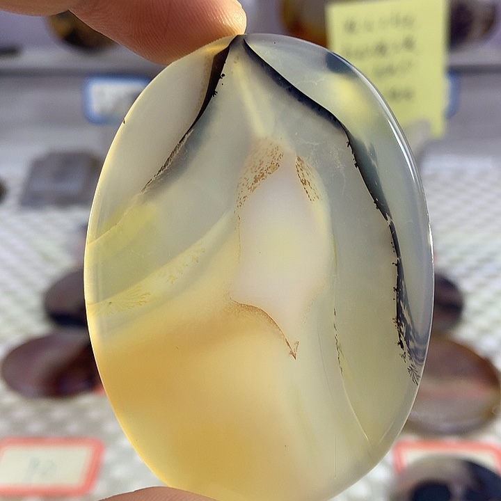 玛瑙/玉髓未镶嵌颈饰