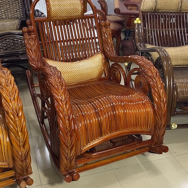 彭***民藤滕王阁大号摇椅