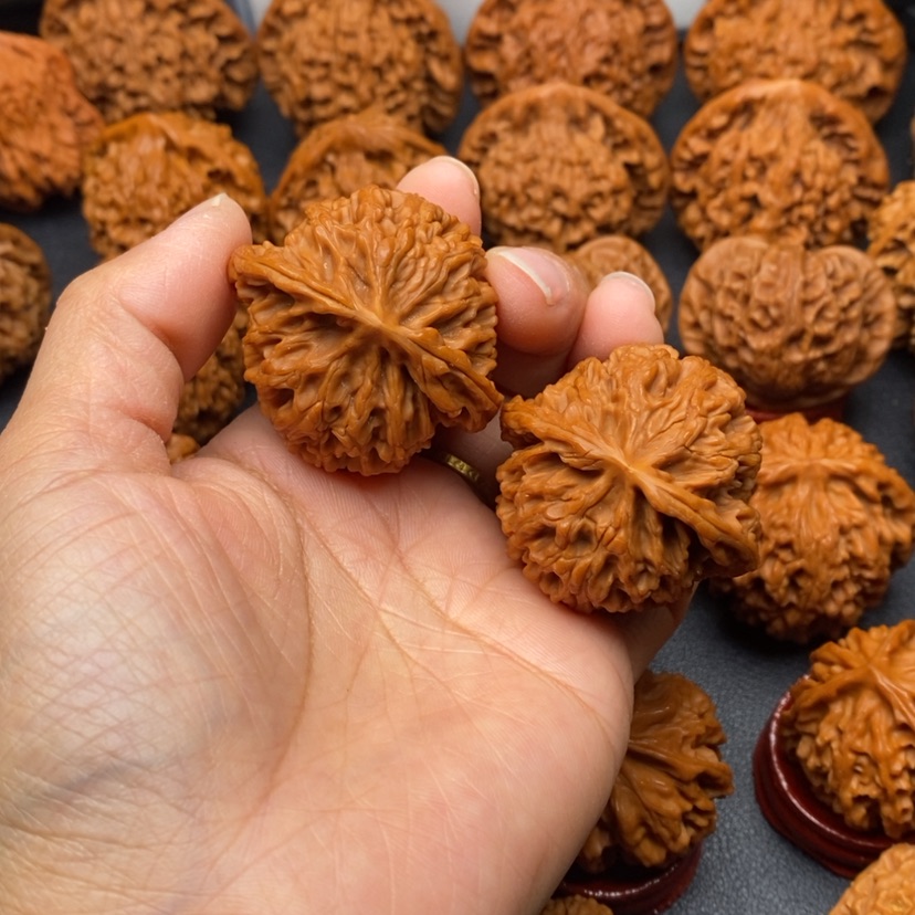 【闪购商品】文玩核桃把件坚****2苹果园