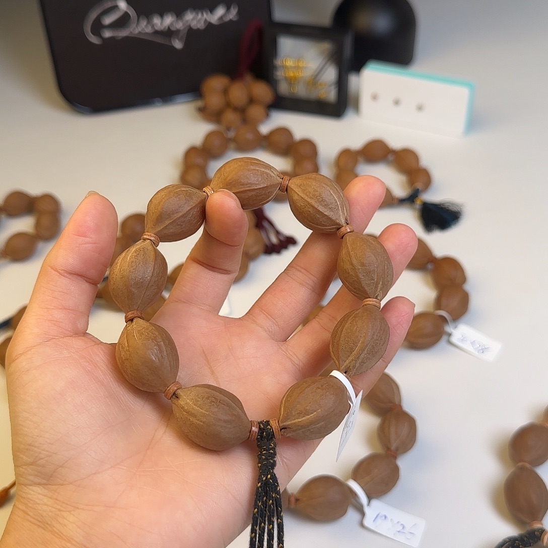 致***8手串橄榄核梅林铁核19×27