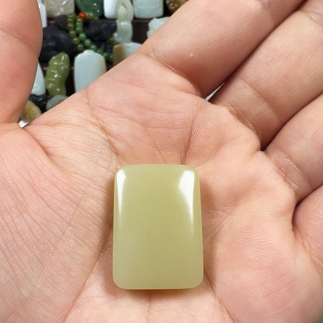 u***9和田玉未镶嵌颈饰