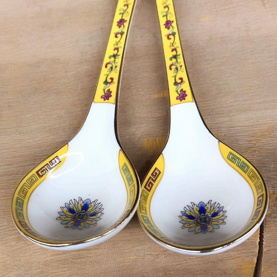 瓷德****业勺子2只！n n n n n