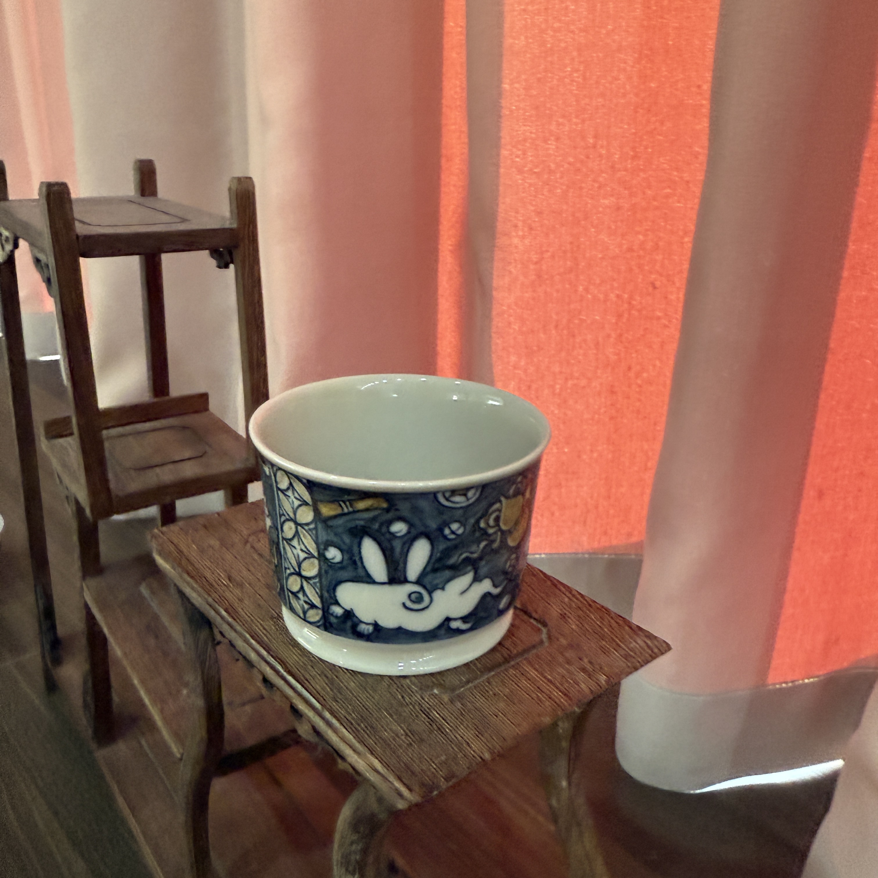 【阿茶】立勤堂釉里金兔子小容天杯（YLJ-B-119）