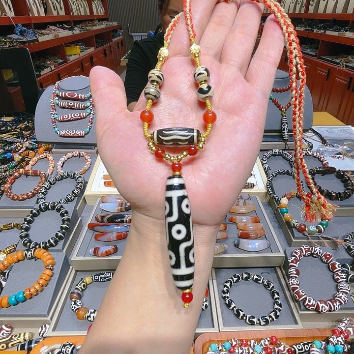 未镶嵌玛瑙/玉髓珠宝奇石