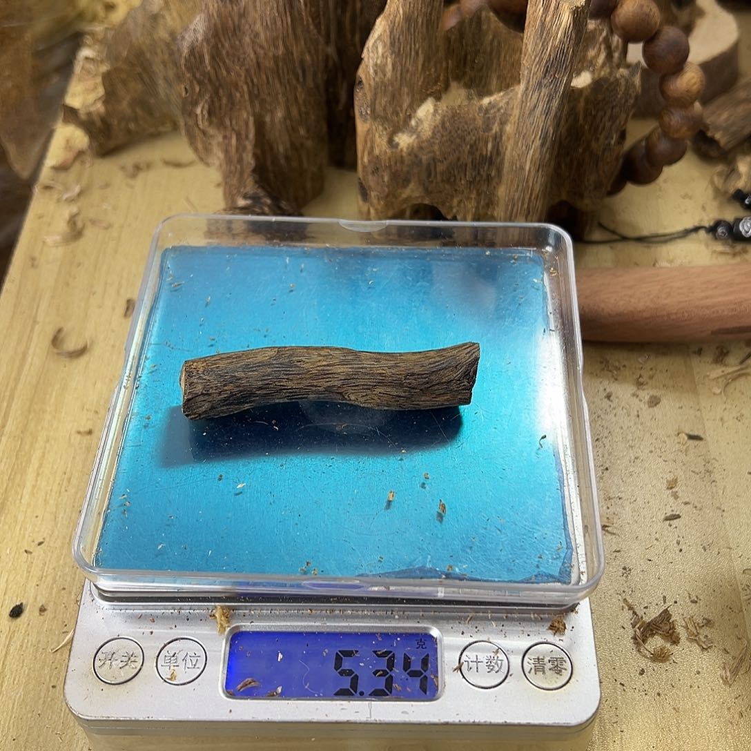 香料绿奇楠虫漏乌身5克